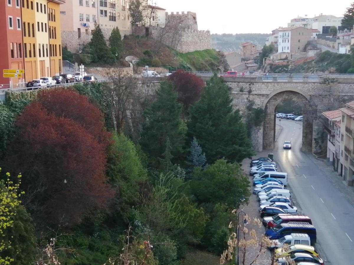 Estudios Los Arcos Teruel Buitenkant foto